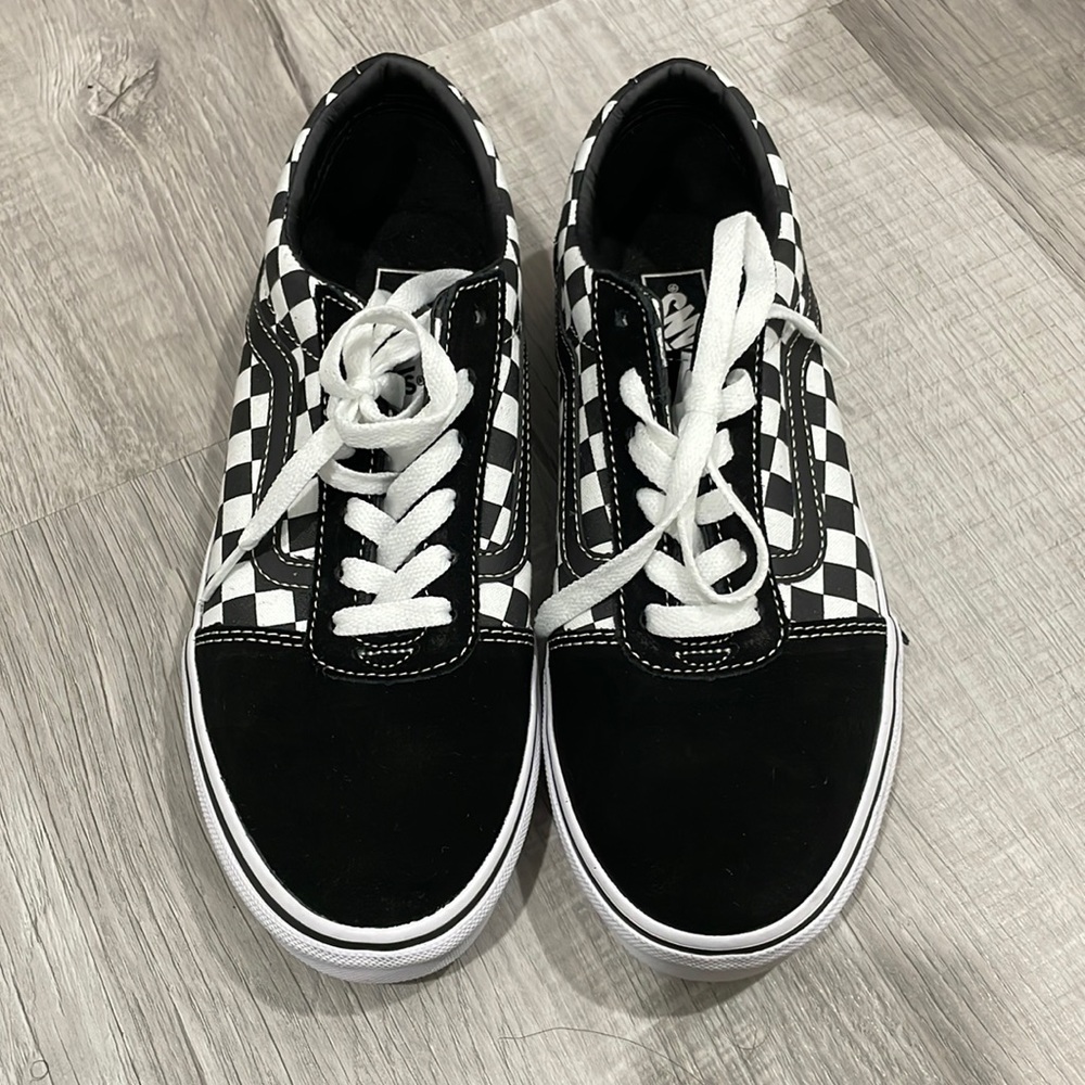 checkered vans